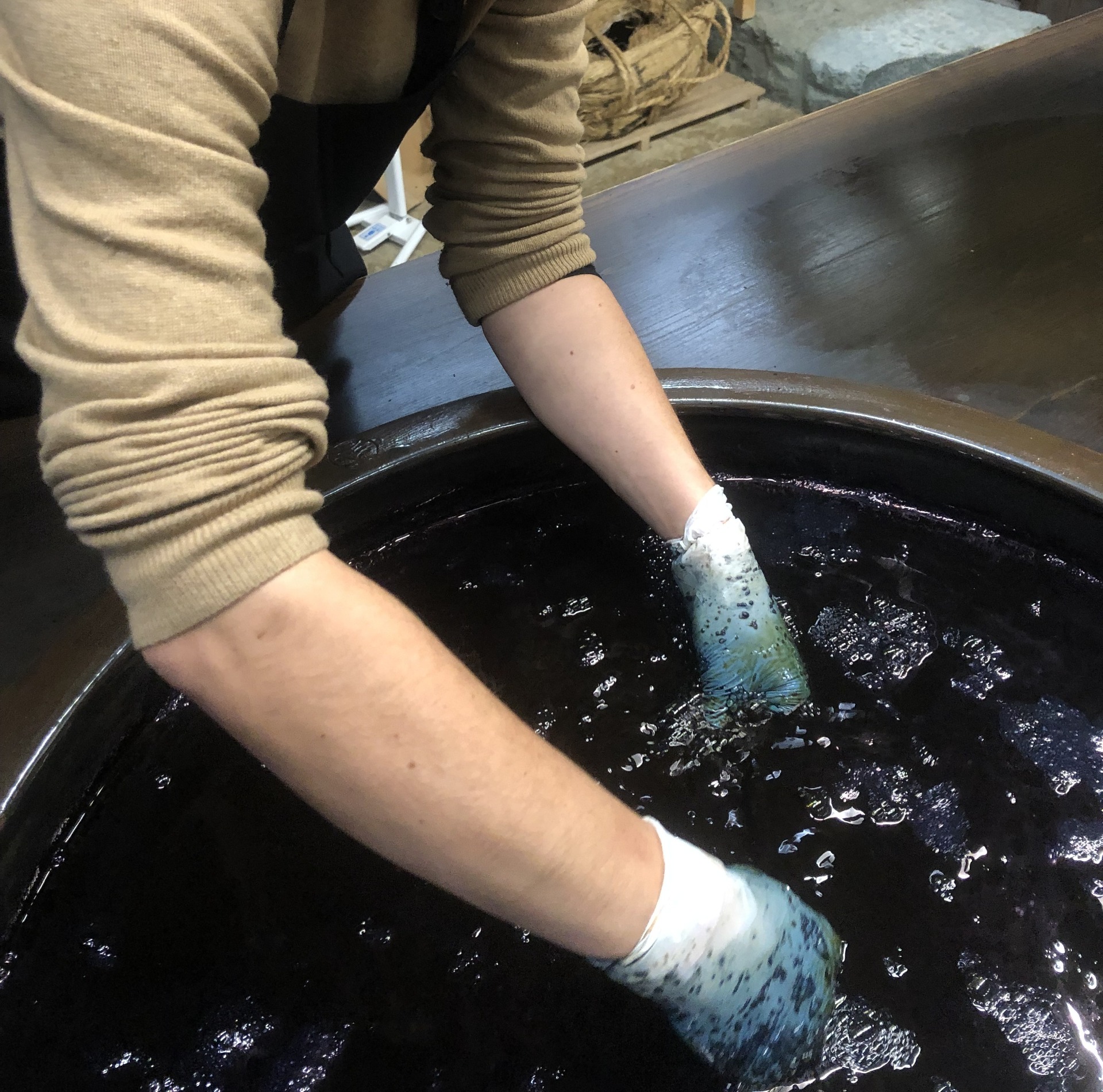 Atelier de teinture à l'indigo à Mima, Shikoku — Japon